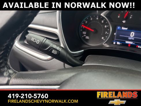 Certified 2019 Chevrolet Equinox LT w/ Driver Convenience Package image 10