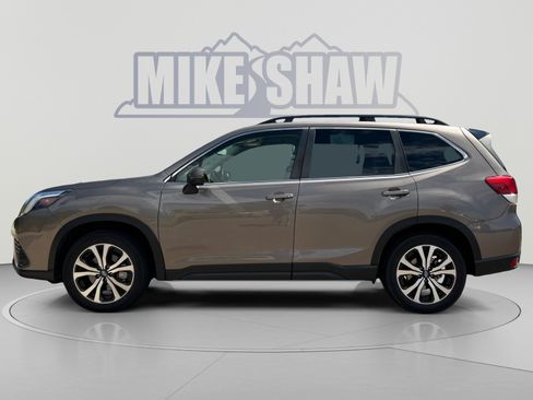 Used 2024 Subaru Forester Limited AWD/4WD image 2