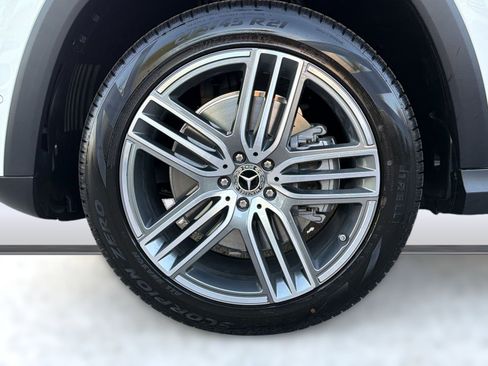 New 2026 Mercedes-Benz GLS 450 4MATIC image 12