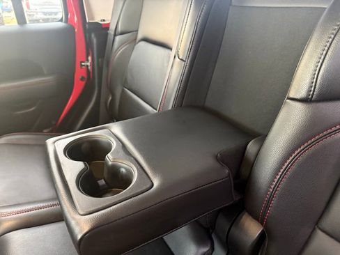 Used 2020 Jeep Gladiator Rubicon image 25