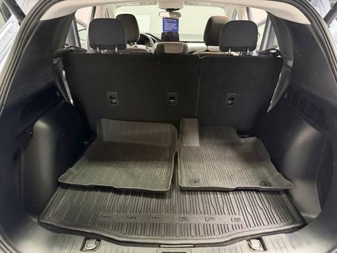 Used 2022 Ford Escape SE w/ Convenience Package FWD image 31