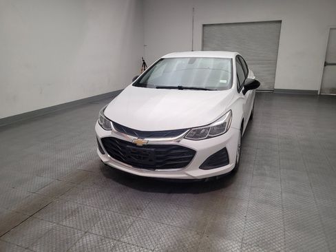Used 2019 Chevrolet Cruze LS FWD image 15