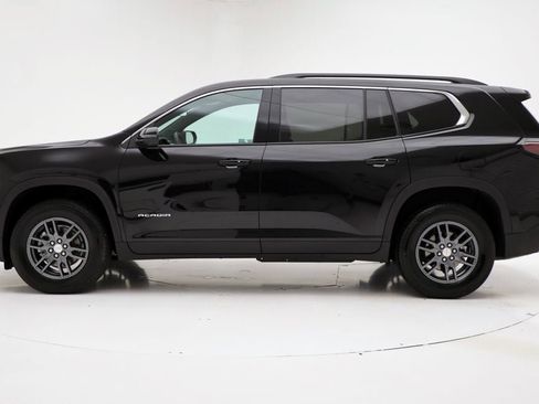 Used 2025 GMC Acadia Elevation image 6