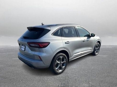 Certified 2024 Ford Escape ST-Line AWD/4WD image 8