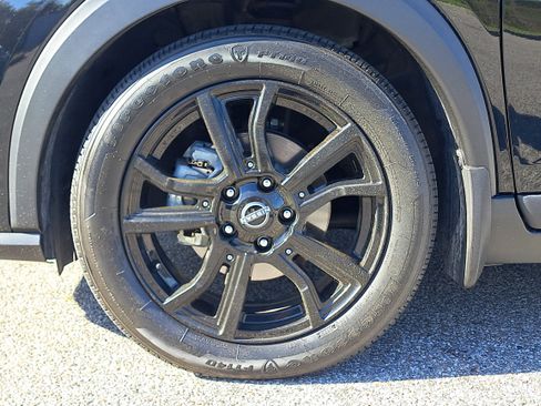 Certified 2024 Nissan Kicks SR w/ SR Premium Package FWD image 9