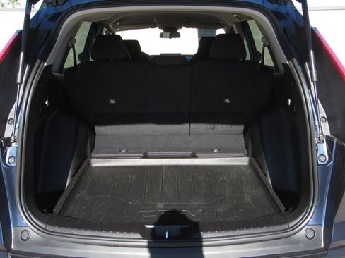 Used 2024 Honda CR-V LX image 12