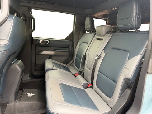Used 2022 Ford Bronco Outer Banks AWD/4WD image 16