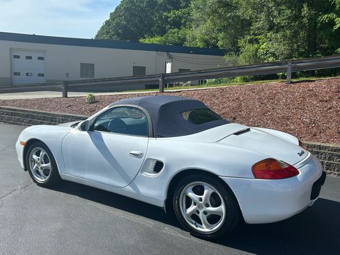 Used 1997 Porsche Boxster RWD image 5