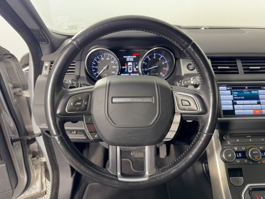 Used 2015 Land Rover Range Rover Evoque Pure Plus AWD/4WD image 10