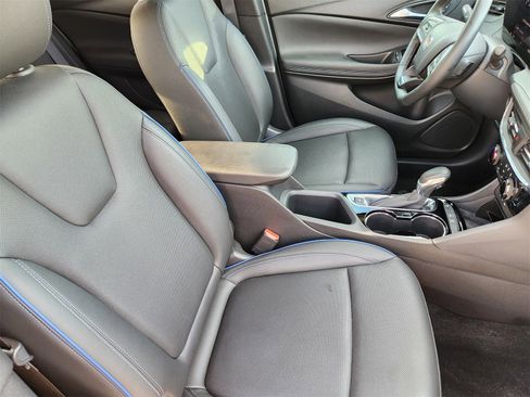 Used 2025 Buick Encore GX Sport Touring w/ Experience Buick Package image 22