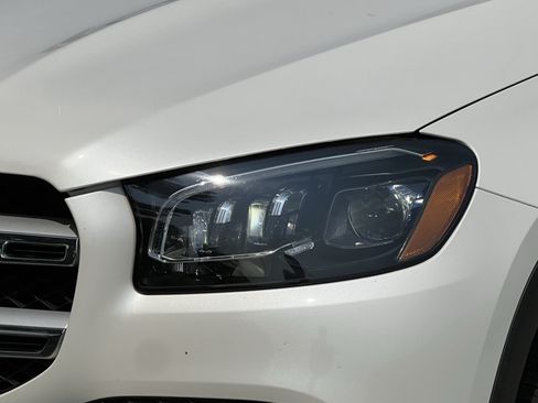 Used 2020 Mercedes-Benz GLS 450 4MATIC image 7