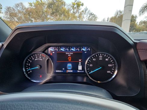 Used 2022 Ford Expedition Limited AWD/4WD image 19