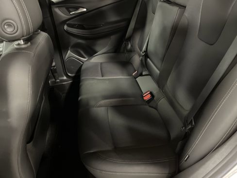 Used 2022 Buick Encore GX Select w/ Sport Touring Package image 10