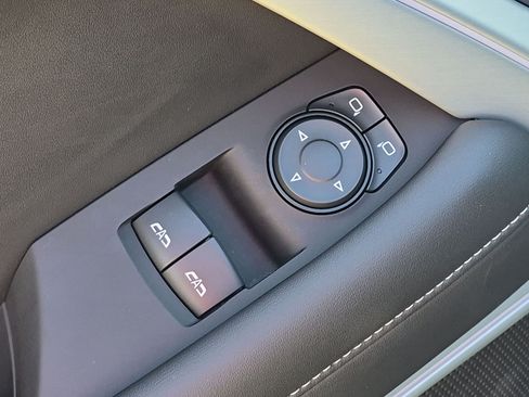 Used 2019 Chevrolet Camaro SS RWD image 13