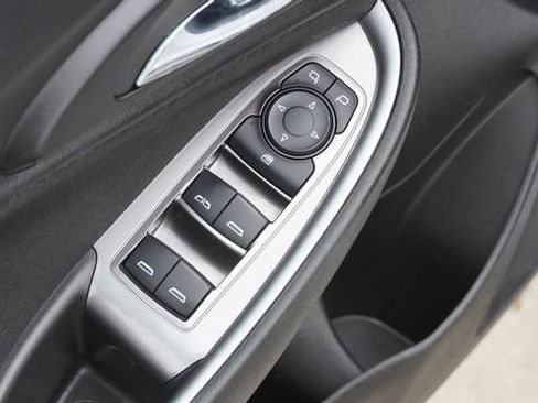 Used 2024 Chevrolet Malibu LT FWD image 19