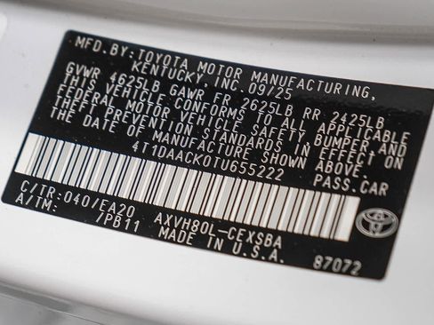 Used 2026 Toyota Camry SE image 32