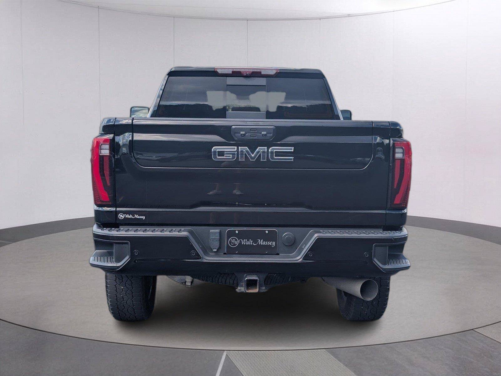 Certified 2024 GMC Sierra 2500 Denali Ultimate AWD/4WD image 4