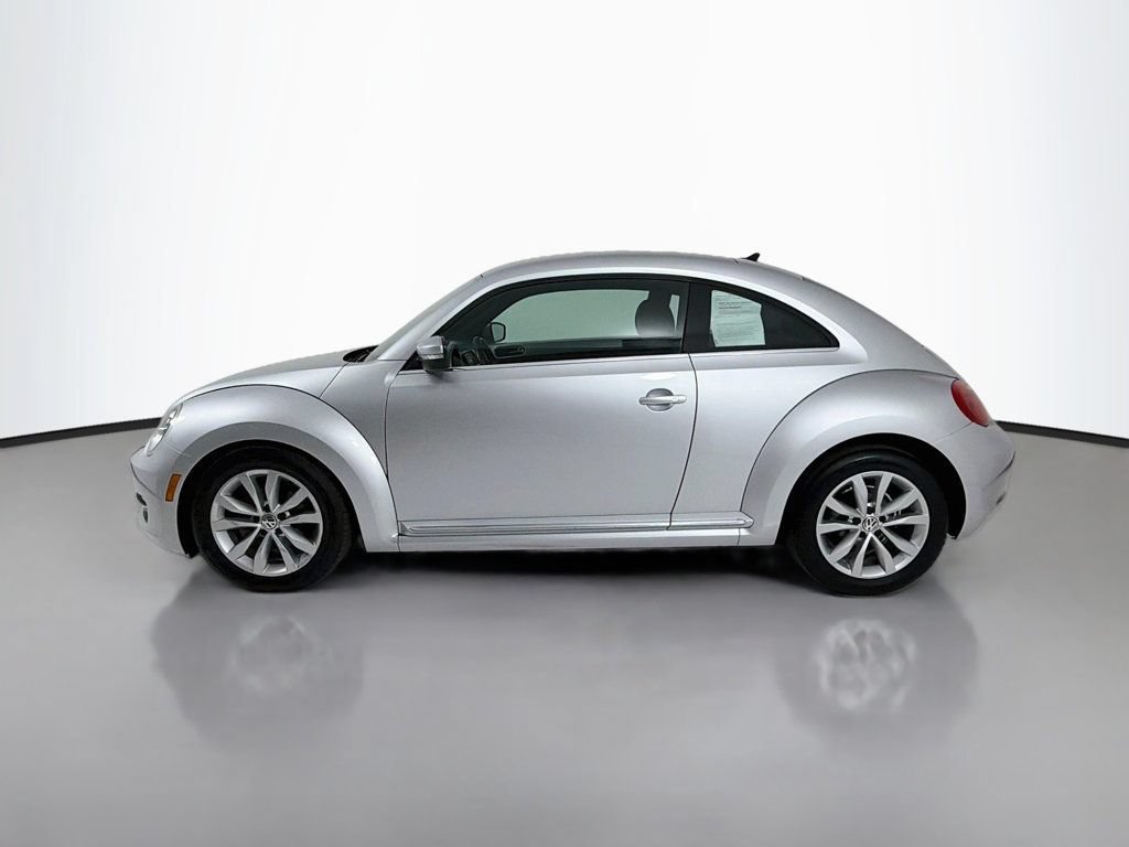 Used 2014 Volkswagen Beetle TDI FWD image 4