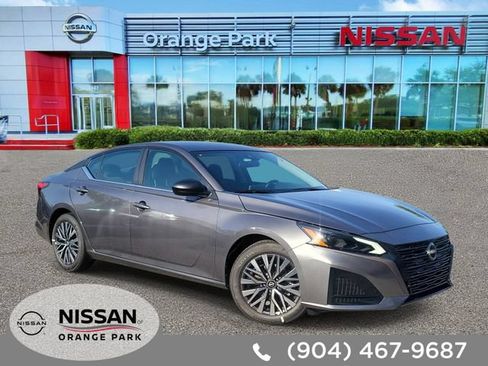 New 2026 Nissan Altima 2.5 SV FWD image 1