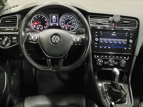 Used 2018 Volkswagen Golf SEL image 22