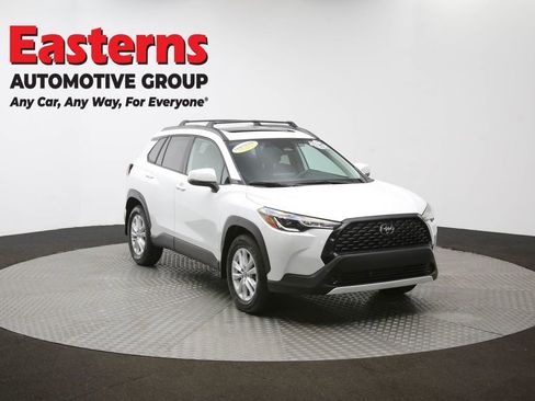 Used 2023 Toyota Corolla Cross LE image 50