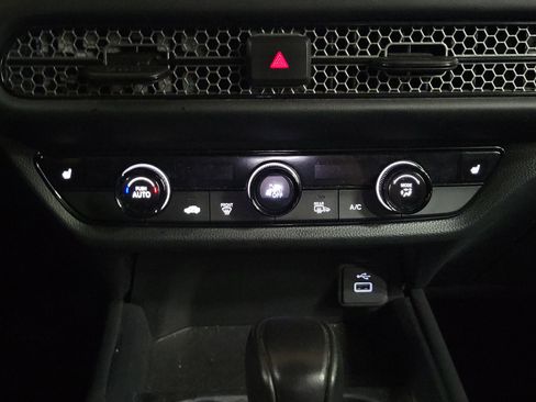 Used 2025 Honda HR-V Sport image 30