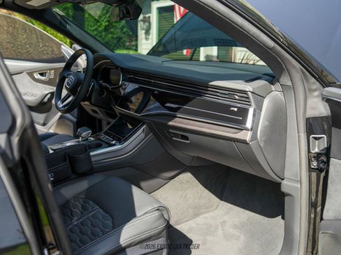 Used 2023 Audi RS Q8 image 45