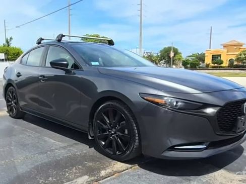Used 2022 MAZDA MAZDA3 s AWD/4WD image 2