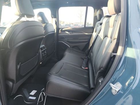 New 2026 Jeep Grand Cherokee Limited image 22