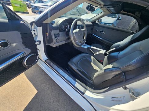 Used 2006 Chrysler Crossfire Limited RWD image 8