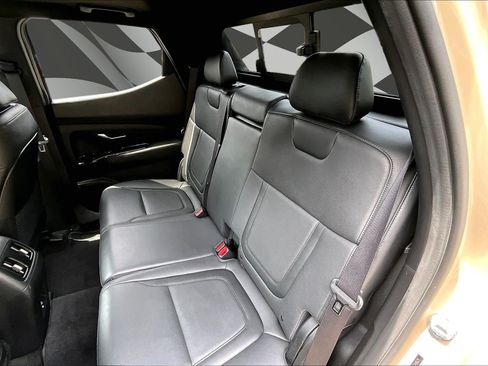 Used 2023 Hyundai Santa Cruz Limited AWD/4WD image 26