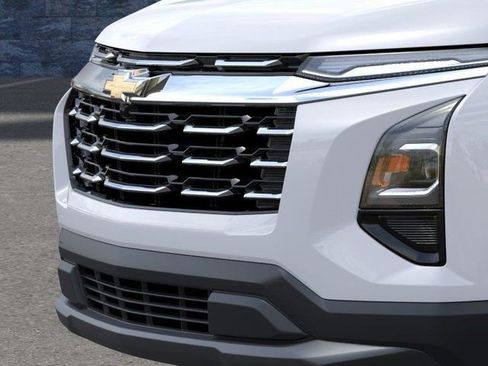 New 2026 Chevrolet Equinox LT FWD image 13