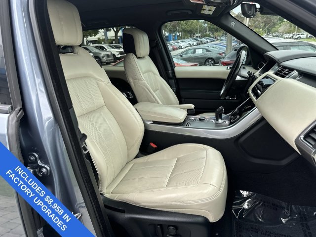 Used 2019 Land Rover Range Rover Sport HSE AWD/4WD image 29