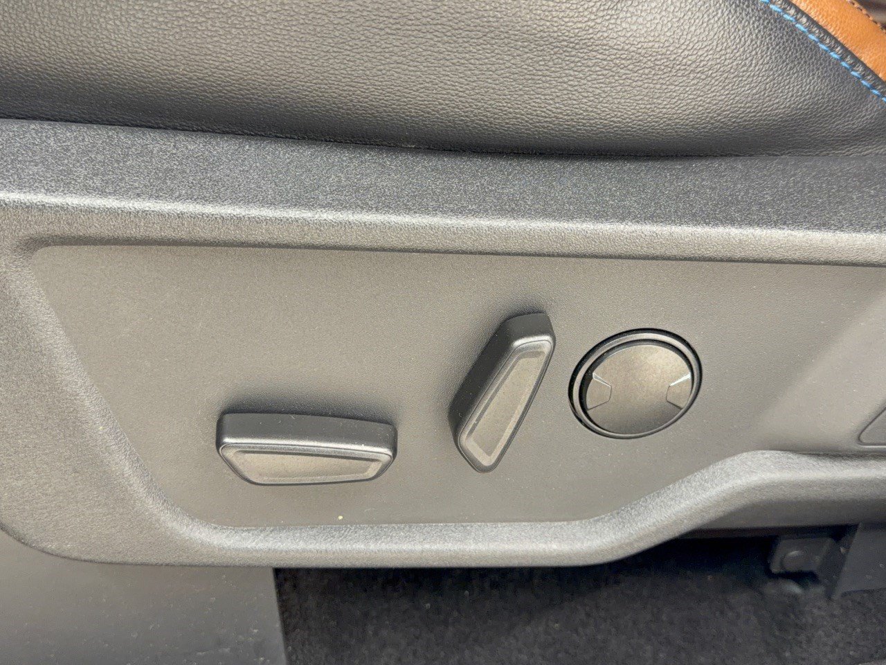 Used 2023 Ford Bronco Outer Banks AWD/4WD image 16