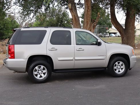 Used 2008 GMC Yukon SLT AWD/4WD image 4