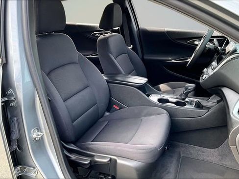 Used 2023 Chevrolet Malibu LT image 27