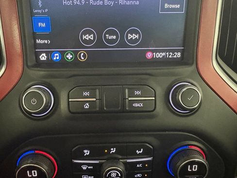 Used 2019 Chevrolet Silverado 1500 RST w/ All-Star Edition AWD/4WD image 25