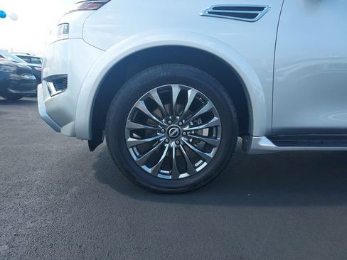Used 2023 Nissan Armada Platinum w/ Captain's Chairs Package RWD image 10