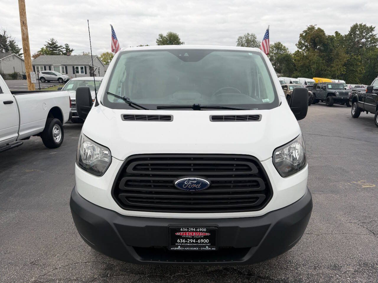 Used 2018 Ford Transit 350 XL RWD image 3