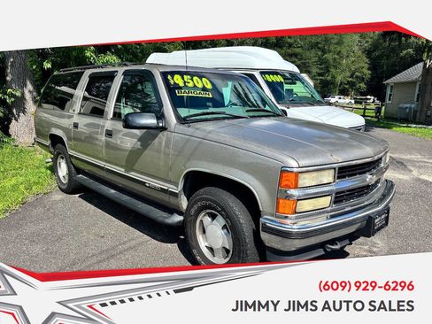 Used 1999 Chevrolet Suburban 4WD w/ Preferred Equipment Group 3 image 1