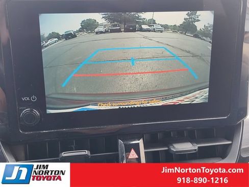 Used 2023 Toyota Corolla SE w/ SE Package FWD image 19