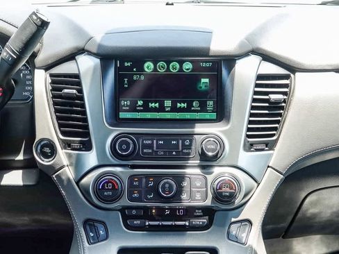 Used 2019 Chevrolet Suburban LT w/ LT Signature Package image 12