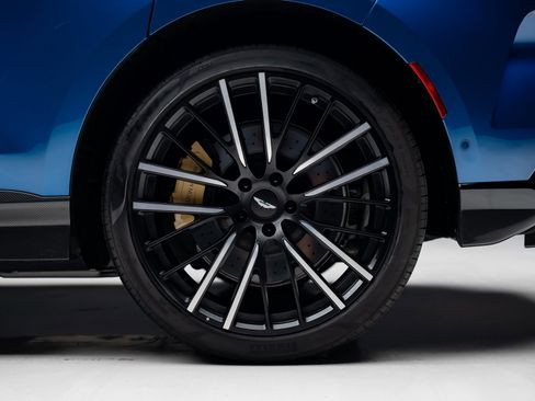 Used 2023 Aston Martin DBX 707 image 20