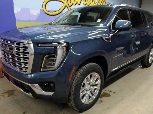 New 2026 GMC Yukon XL Denali w/ Sun & Power Step Package AWD/4WD image 9