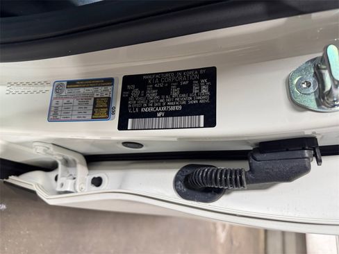 Used 2024 Kia Seltos EX image 31