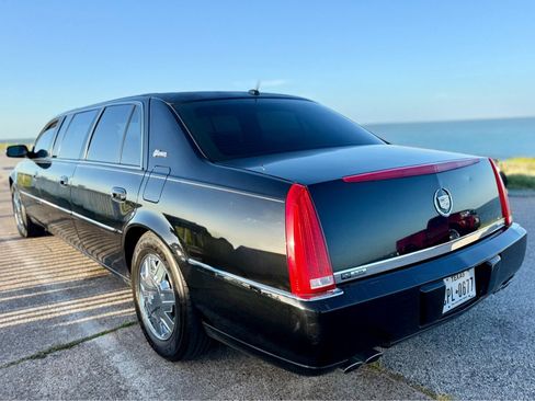 Used 2007 Cadillac DTS FWD image 7