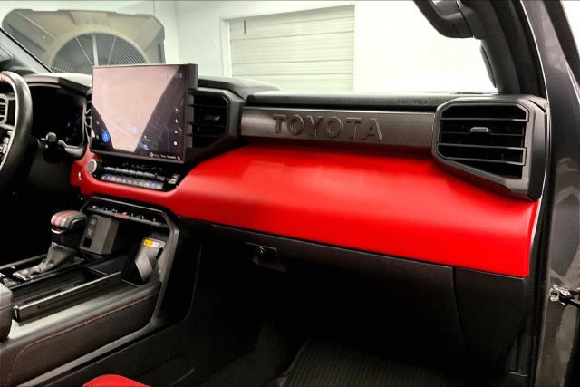 Used 2024 Toyota Sequoia TRD Pro AWD/4WD image 19