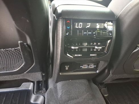 Used 2021 Jeep Grand Cherokee L Limited AWD/4WD image 27