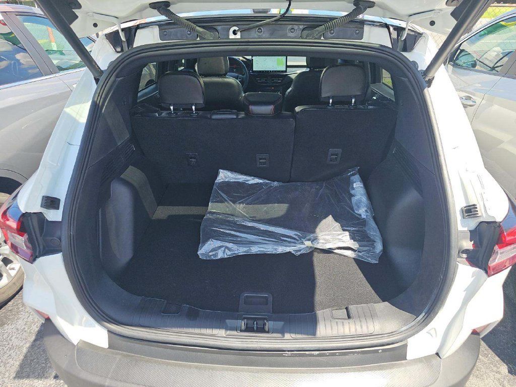 Used 2025 Ford Escape Active FWD image 3