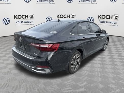 Used 2024 Volkswagen Jetta SEL image 7